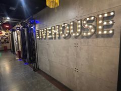 -唱吧麦颂KTV(西单华威潮铺街店)