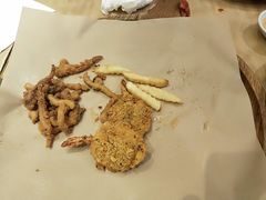 -必胜客(WOW中心城店)