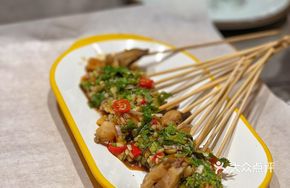 Cold Skewered Snail Heads
