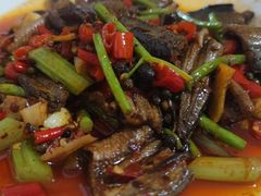 泡椒脆鳝-洪霞餐馆