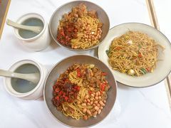 -粉观右江西鲜辣米粉(天地店)