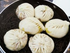 排骨肉包子-张包铺(道外店)