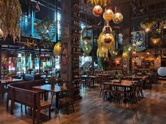 -临界音乐酒馆·小龙虾·江湖菜(华熙LIVE·鱼洞店)
