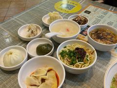 -正一涵老味道名小吃(广汉总店)
