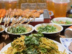 -万记麻辣烫国展总店