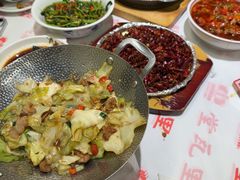 -堂瓦里·33年传统赣菜(第一街区店)