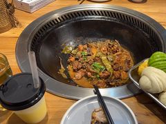 -锅老头海鲜铁锅炖