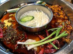 -周幺妹重庆老火锅(银泰城总店)