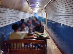 -洞庭洲·防空洞火锅·烧烤·铜锅涮肉(新百广场店)