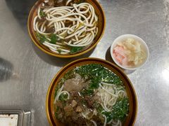 -花溪牛肉粉(八鸽岩店)