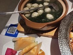 -小鱼小牛(世欧广场店)