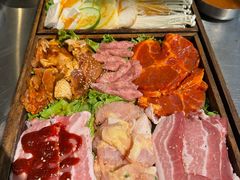 -胡悦里韩式烤肉(芝罘万达广场店)