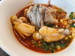 特色美蛙-三只耳冷锅鱼火锅(玉林店)