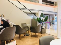 大堂-奈雪的茶(市百一店)