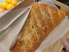 -奈雪的茶(亨特国际广场店)