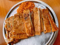 -鸿浩扒猪脚米线