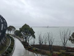 -上海滴水湖皇冠假日酒店