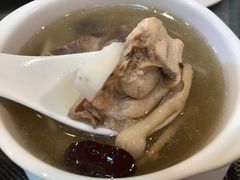 -亚龙湾老厨房·海南家常味