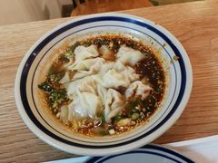 -正南齐北·老街糯米团(洪崖洞店)