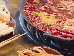 -黄潇洒老火锅(九眼桥宏济巷店)