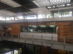 -ROAST coffee & eatery