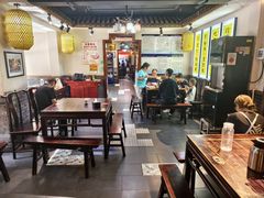 -蓝田九大碗民俗食府(蓝田店)