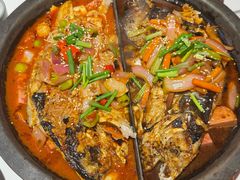 -鸣记脆皮烤鱼·海鲜烤鱼(三八广场店)