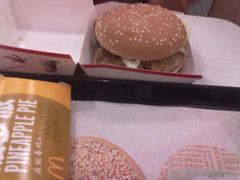 F:\桌面\share\消费\M\201204021696-麦当劳(新王府井店)