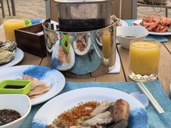 -亚龙湾希尔顿自助餐厅·海鲜·烧烤·沙滩BBQ·现场乐队