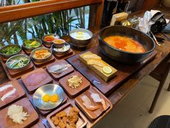 -银米·云南传统过桥米线(双廊黑金冠店)