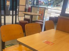 -汉堡王(下沙银泰店)