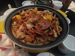 -多嘴超级肉蟹煲(中街恒隆故宫店)
