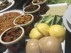 -人民公社铁锅炖·东北菜(卫国道店)