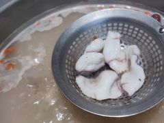 -马家斑.鲜鱼火锅(松湖万科店)