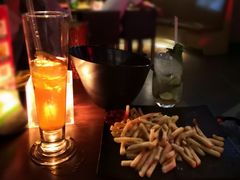 -TZ House音乐现场(来福士中心店)