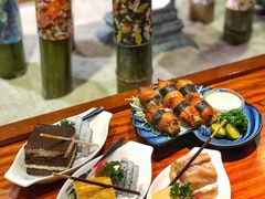 -肉魁屋·烧肉·烧鸟·酒场(高新店)