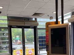 -麦当劳(牡丹江路店)