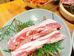 -草家酱蟹炭火烤肉店(珲春南路一店)