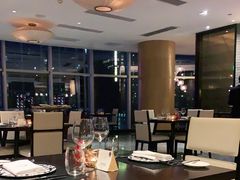 -圣丰索菲特·法国餐厅