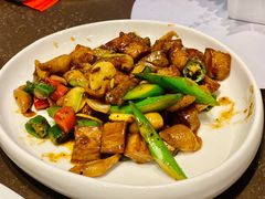 菌酱螺旋粉肥牛粒-有璟阁港式餐厅(金融街购物中心店)