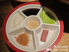-青年公社烤鸭(滨湖银泰店)