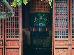 -龙华寺