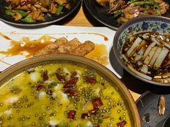 -十三式重庆江湖菜(金茂览秀城店)