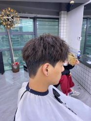 -宫铭烫发染发接发店