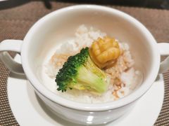 -大中华希尔顿酒店-念自助餐·嗨啤·小龙虾