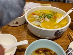 -渝是乎川渝小炒(新世界百货望京店)