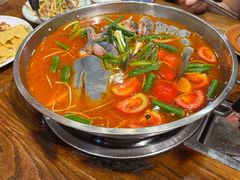 -亮欢寨酸汤鱼(沙冲路店)