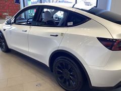 -TESLA 特斯拉(上海太古汇体验店)