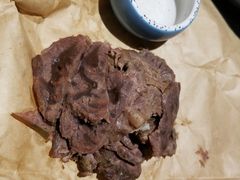 古法盐蘸牛肉-老头儿油爆虾·知味杭州(爱琴海购物中心)