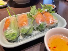 -大头虾越式风味餐厅(光明广场店)